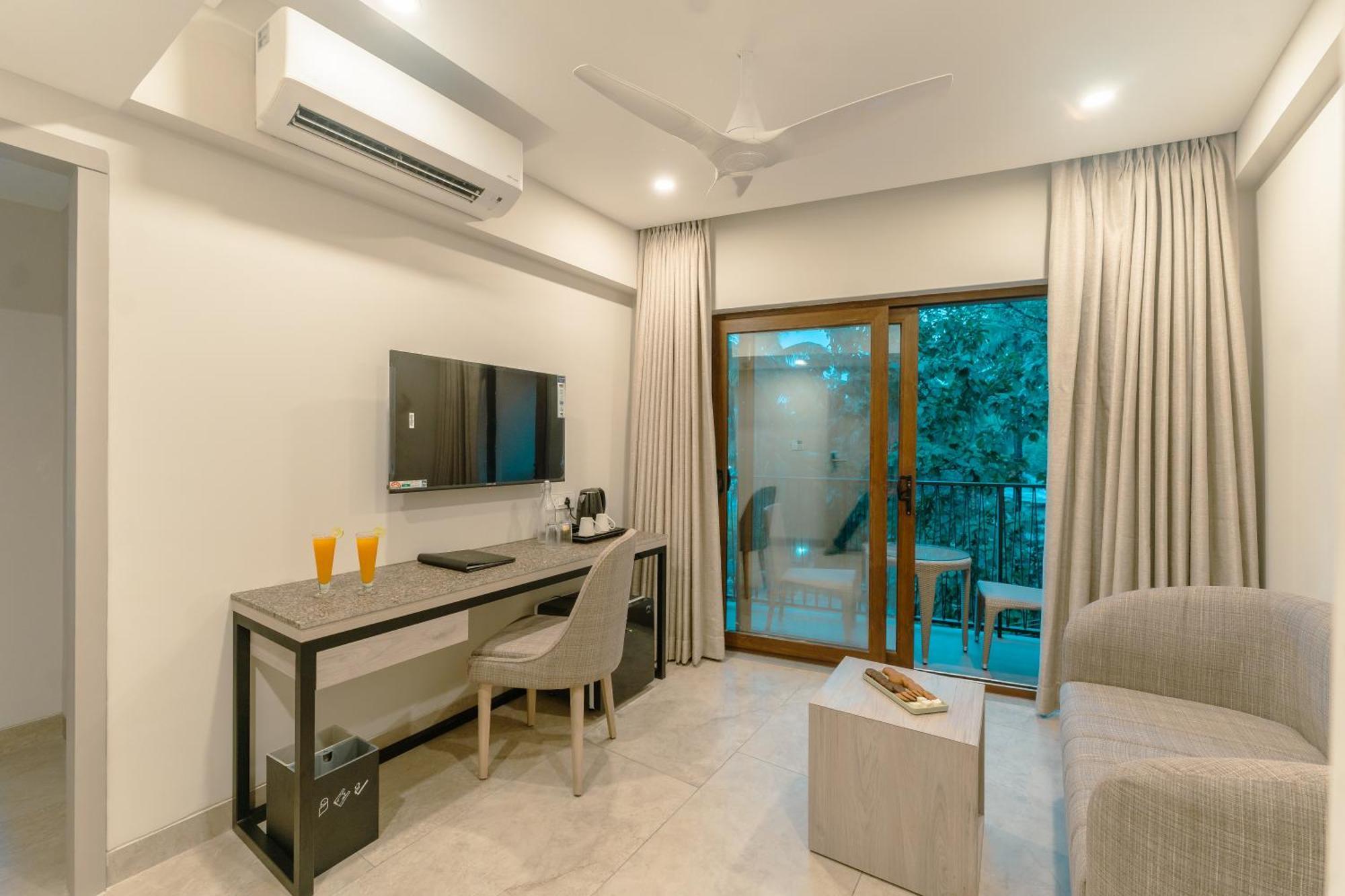 Comfort Inn Elite Jua Екстер'єр фото