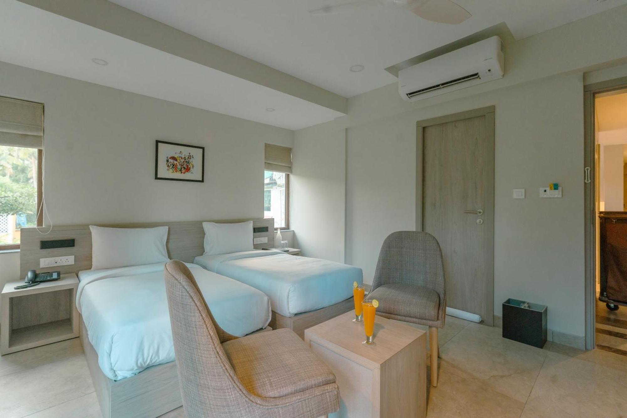 Comfort Inn Elite Jua Екстер'єр фото