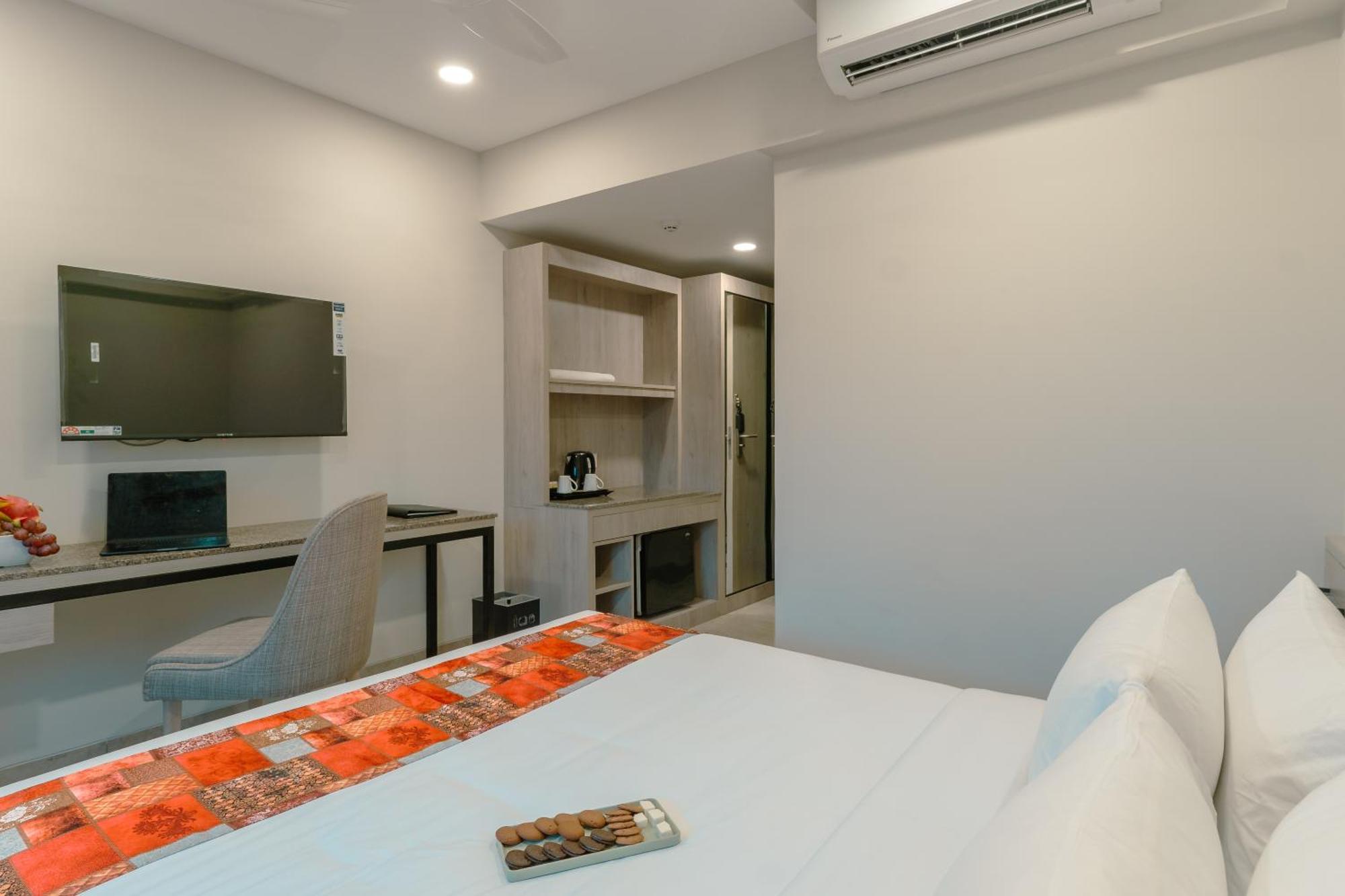 Comfort Inn Elite Jua Екстер'єр фото