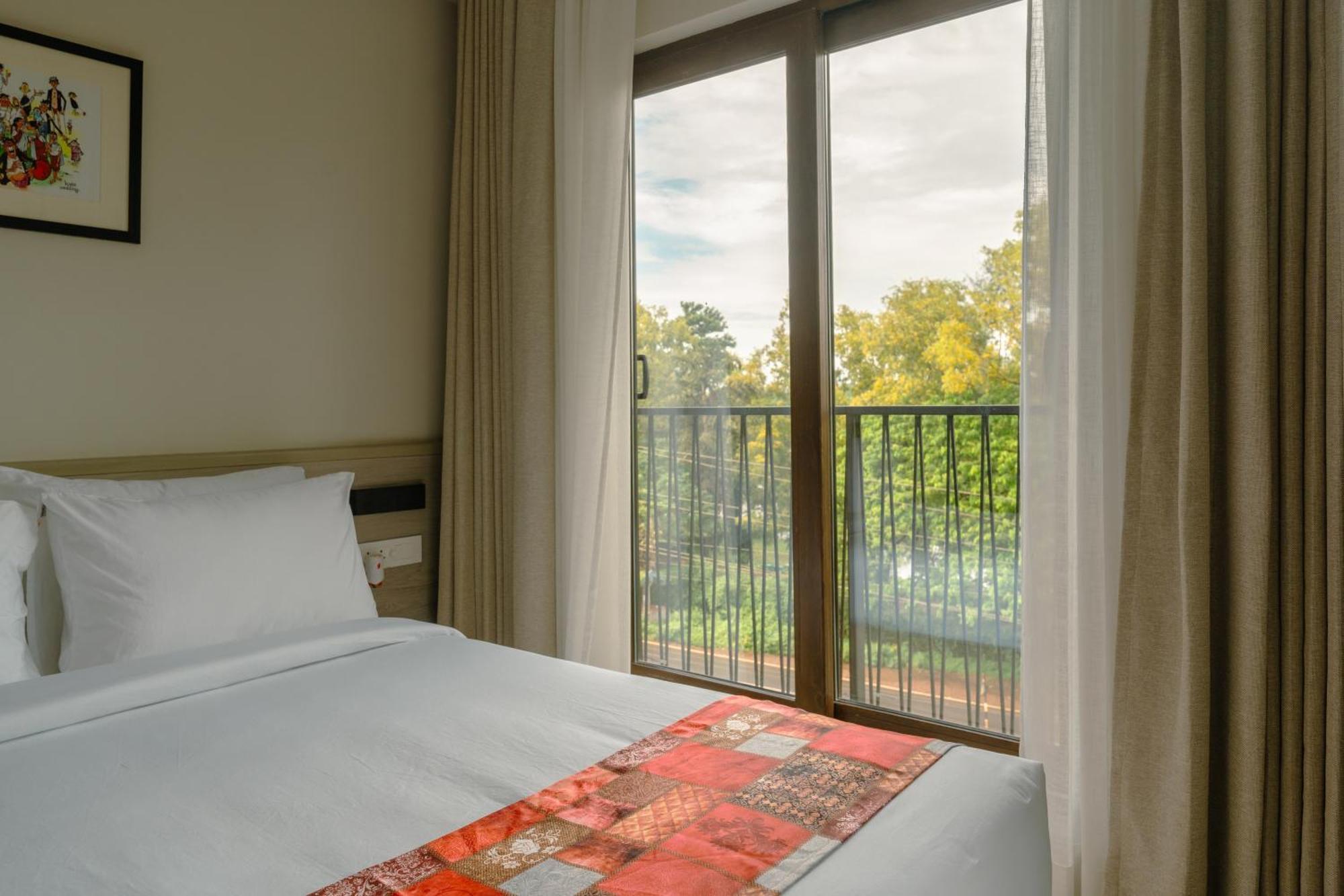 Comfort Inn Elite Jua Екстер'єр фото